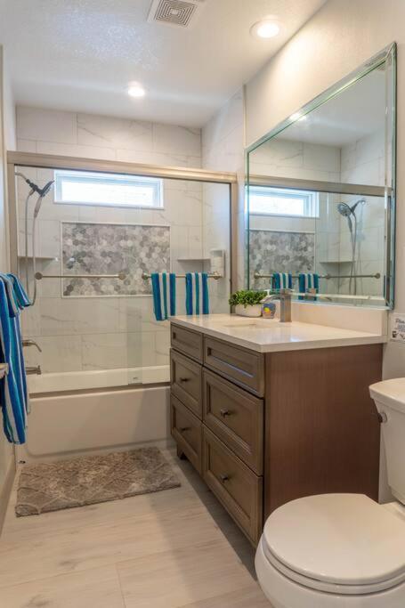 Amazing Water Front View Home Newly Renovated 3Bd 2Bth Clearwater Beach Exterior photo